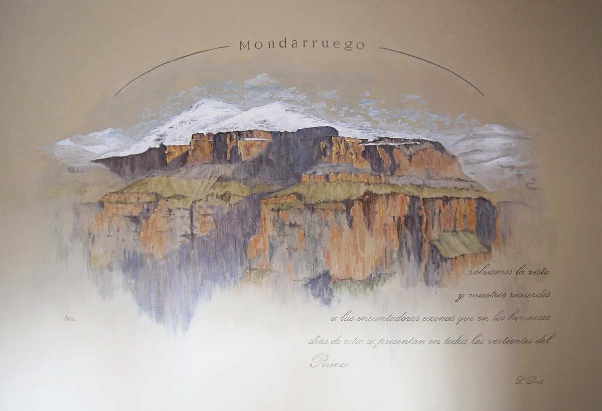 mural del pico Mondarruego en el valle d'Ordesa